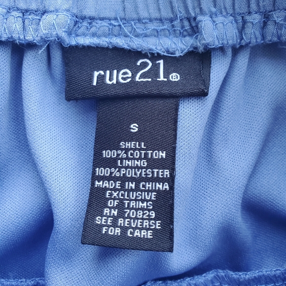 Rue21 tiered mini skirt - Picture 2 of 2